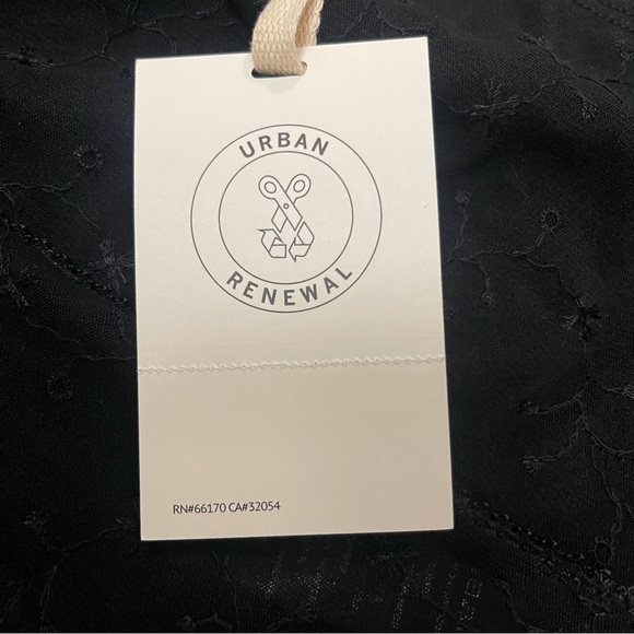 Urban Outfitters Lace Tube Top - Picture 6 of 8